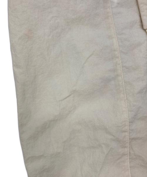 MAISON SPECIAL（メゾンスペシャル）MAISON SPECIAL (メゾンスペシャル) ドローストーリングコクーンカーゴパンツ ベージュ サイズ:SIZE 36の古着・服飾アイテム