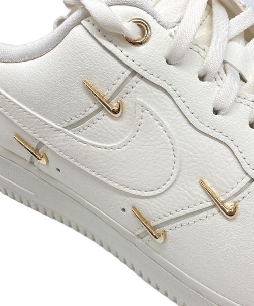 NIKE（ナイキ）NIKE (ナイキ) Air Force 1 '07 LX ホワイト サイズ:US10.5 未使用品の古着・服飾アイテム