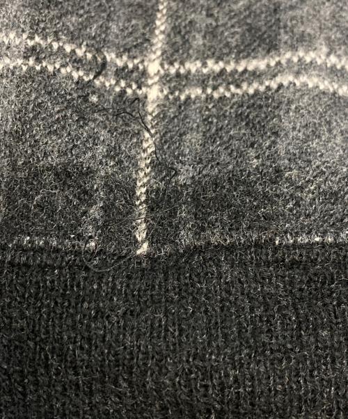 COMME des GARCONS HOMME（コムデギャルソン オム）COMME des GARCONS HOMME (コムデギャルソン オム) Vネックチェックウールニット ブラック×グレー サイズ:不明の古着・服飾アイテム