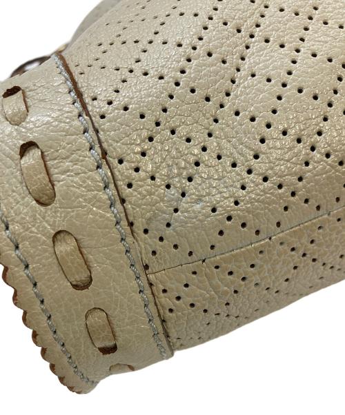 CELINE（セリーヌ）CELINE (セリーヌ) パンチングオールドショルダーバッグ ベージュの古着・服飾アイテム