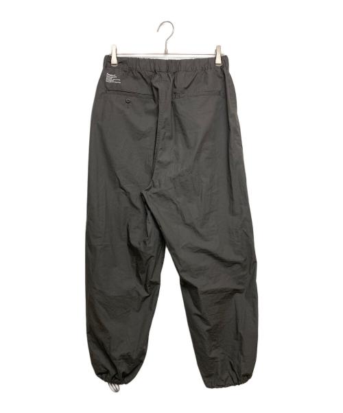 FreshService（フレッシュサービス）FreshService (フレッシュサービス) UTILITY OVER PANTS グレー サイズ:SIZE Freeの古着・服飾アイテム