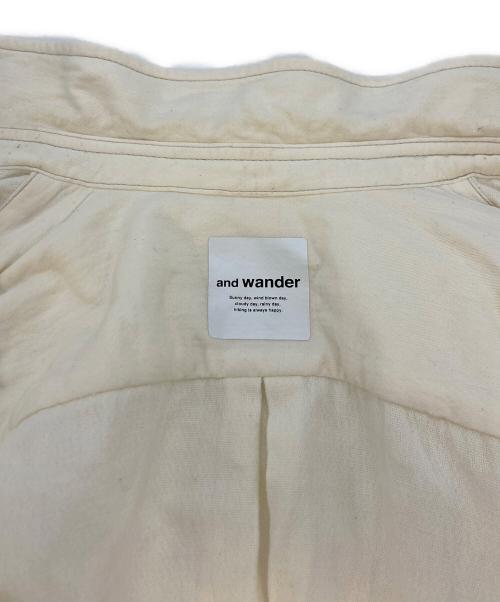 and wander（アンドワンダー）and wander (アンドワンダー) twill c/w LS shirt ホワイト サイズ:SIZE Lの古着・服飾アイテム