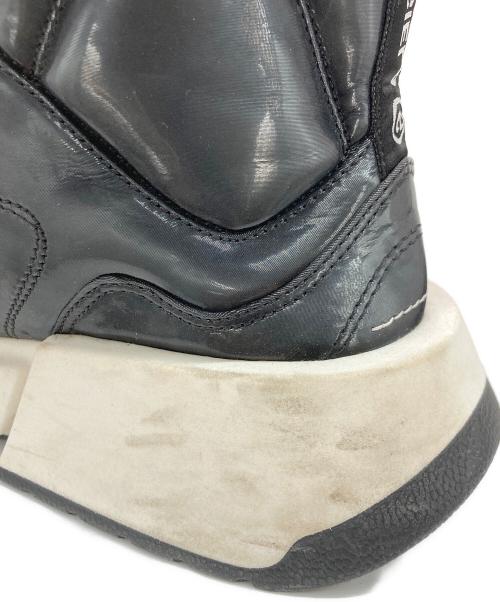 MM6 Maison Margiela（エムエムシックスメゾンマルジェラ）MM6 Maison Margiela (エムエムシックスメゾンマルジェラ) ハイトップ パデッド ランナー ブラック サイズ:SIZE 37の古着・服飾アイテム