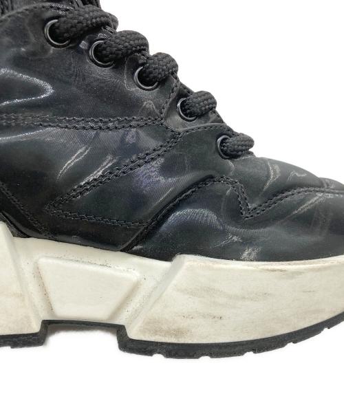 MM6 Maison Margiela（エムエムシックスメゾンマルジェラ）MM6 Maison Margiela (エムエムシックスメゾンマルジェラ) ハイトップ パデッド ランナー ブラック サイズ:SIZE 37の古着・服飾アイテム