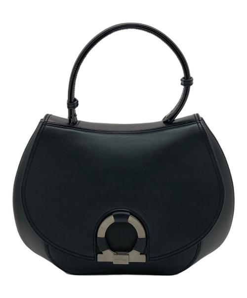 Salvatore Ferragamo（サルヴァトーレ フェラガモ）Salvatore Ferragamo (サルヴァトーレ フェラガモ) フロントフラップガンチーニワンショルダーバッグ ブラック サイズ:実寸サイズをご参照下さい。の古着・服飾アイテム