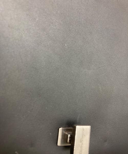 Salvatore Ferragamo（サルヴァトーレ フェラガモ）Salvatore Ferragamo (サルヴァトーレ フェラガモ) フロントフラップガンチーニワンショルダーバッグ ブラック サイズ:実寸サイズをご参照下さい。の古着・服飾アイテム