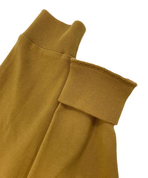 FRED PERRY（フレッドペリー）FRED PERRY (フレッドペリー) 長袖ポロシャツ ベージュ サイズ:SIZE Mの古着・服飾アイテム