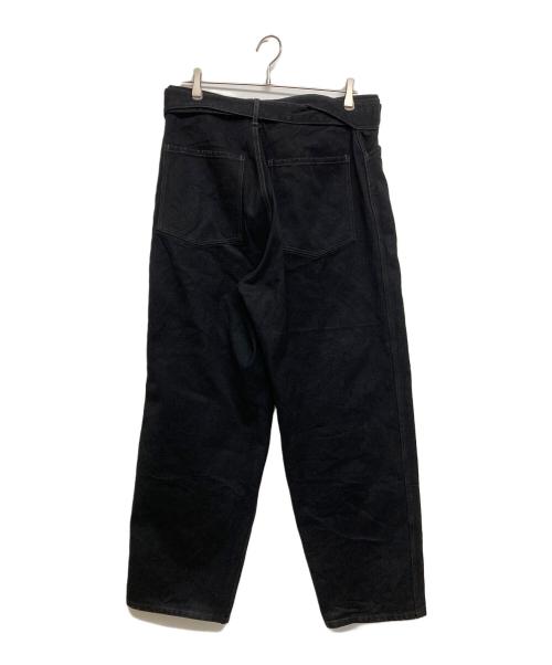 COMOLI（コモリ）COMOLI (コモリ) ブラックデニムベルテッドパンツ ブラック サイズ:SIZE3の古着・服飾アイテム