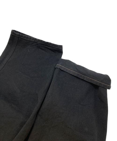 COMOLI（コモリ）COMOLI (コモリ) ブラックデニムベルテッドパンツ ブラック サイズ:SIZE3の古着・服飾アイテム