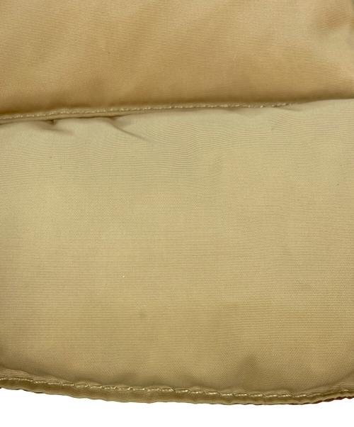 RockyMountainFeatherBed（ロッキーマウンテンフェザーベッド）RockyMountainFeatherBed (ロッキーマウンテンフェザーベッド) Christy Vest/ダウンベスト　450-452-20 ベージュ×ブラウン サイズ:SIZE38の古着・服飾アイテム
