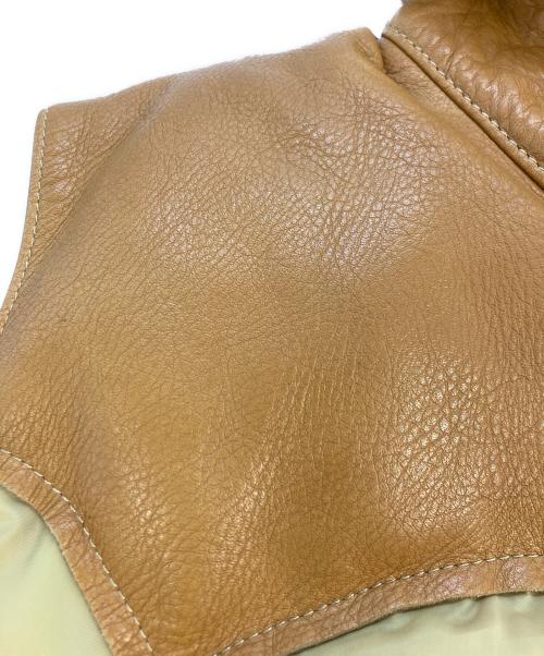 RockyMountainFeatherBed（ロッキーマウンテンフェザーベッド）RockyMountainFeatherBed (ロッキーマウンテンフェザーベッド) Christy Vest/ダウンベスト　450-452-20 ベージュ×ブラウン サイズ:SIZE38の古着・服飾アイテム