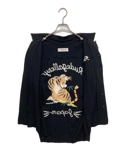 RUDE GALLERY（ルードギャラリー）RUDE GALLERY (ルードギャラリー) 刺繍アロハオープンカラーシャツ ブラック サイズ:SIZE 3の古着・服飾アイテム