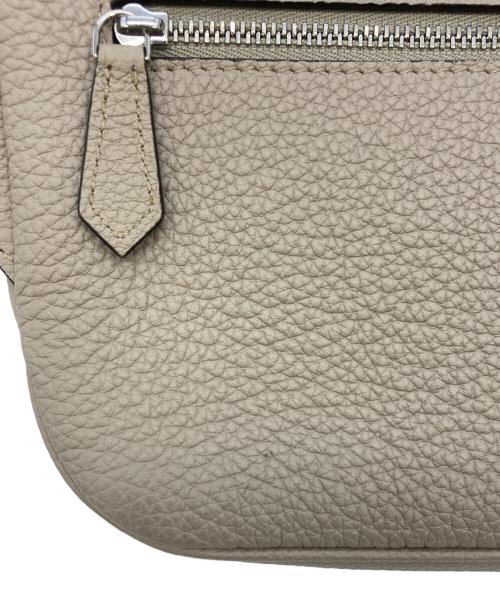 bonaventura（ボナベンチュラ）bonaventura (ボナベンチュラ) Liam cross body Bag/リアム クロスボディバッグ ベージュの古着・服飾アイテム