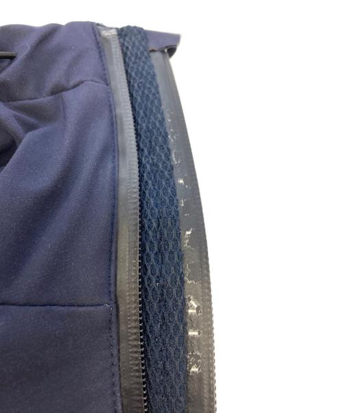 DESCENTE ALLTERRAIN（デザイント オルテライン）DESCENTE ALLTERRAIN (デザイント オルテライン) 水沢ダウン-ダウンジャケット　DOR-G8520W ネイビー サイズ:SIZE Mの古着・服飾アイテム