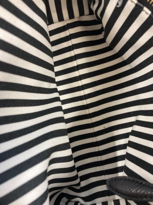PRADA（プラダ）PRADA (プラダ) カナパ ロゴキャンバスコスメポーチ ブラック サイズ:実寸サイズをご参照下さい。の古着・服飾アイテム