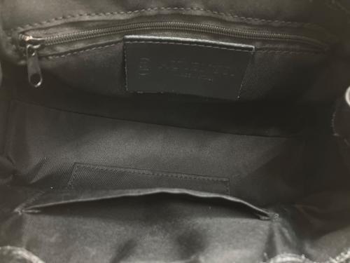 AULENTTI（オウレンティ）AULENTTI (オウレンティ) 2WAYショルダーバッグ ブラック サイズ:実寸サイズをご参照下さい。の古着・服飾アイテム