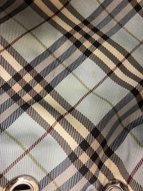 BURBERRY BLUE LABEL（バーバリー ブルー レーベル）BURBERRY BLUE LABEL (バーバリー ブルー レーベル) ポーチ付リングディテールハンドバッグ ブラック サイズ:実寸サイズをご参照下さい。の古着・服飾アイテム