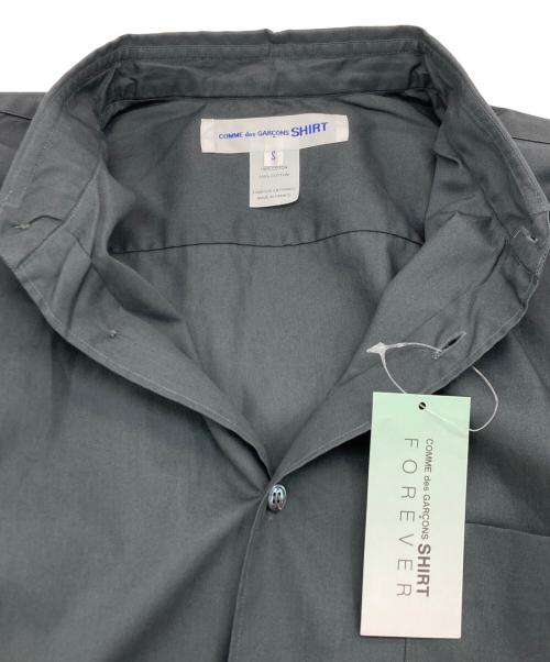 COMME des GARCONS SHIRT（コムデギャルソンシャツ）COMME des GARCONS SHIRT (コムデギャルソンシャツ) Cotton Poplin Shirt Narrow Classic A/シャツ グレー サイズ:SIZE S 未使用品の古着・服飾アイテム