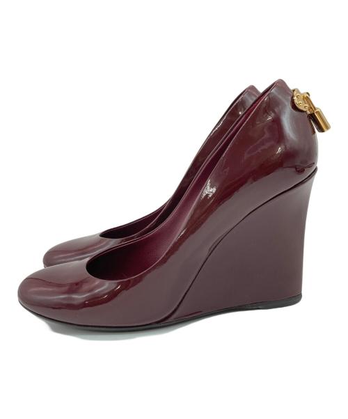 LOUIS VUITTON（ルイ ヴィトン）LOUIS VUITTON (ルイ ヴィトン) パドロックヒールパンプス ボルドー サイズ:SIZE 36 1/2の古着・服飾アイテム