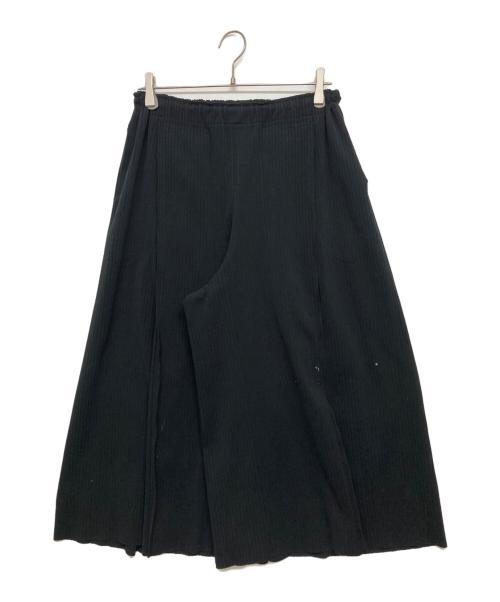 me ISSEY MIYAKE（ミーイッセイ ミヤケ）me ISSEY MIYAKE (ミーイッセイ ミヤケ) タックプリーツワイドパンツ ブラック サイズ:SIZE Freeの古着・服飾アイテム