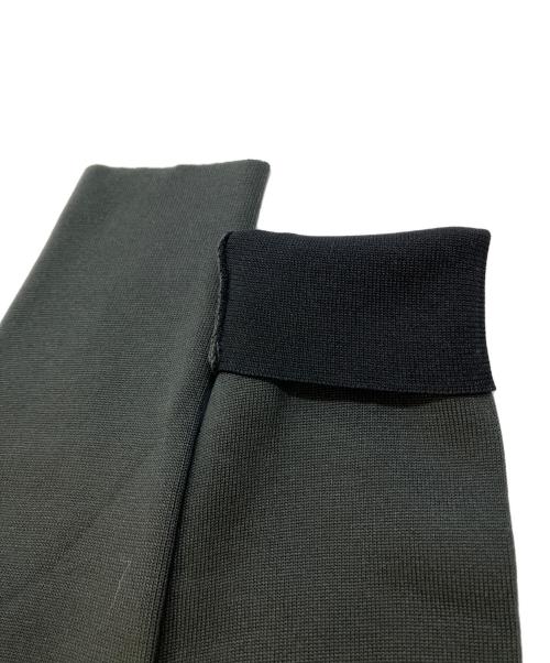 THE TOKYO（ザトーキョー）THE TOKYO (ザトーキョー) KAZUYUKI KUMAGAI (カズユキ クマガイ) 14G Shape Ultimate Crew Neck Knit PO　264230011 グリーン サイズ:SIZE48の古着・服飾アイテム