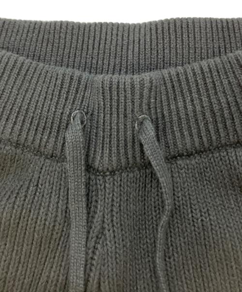 alo yoga（アローヨガ）alo yoga (アローヨガ) ドメインリブニットスウェットパンツ ブラック サイズ:SIZE XSの古着・服飾アイテム