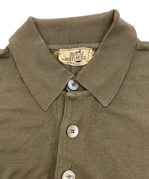 HERMES（エルメス）HERMES (エルメス) ロゴ刺繍ポロシャツ カーキ サイズ:SIZE Lの古着・服飾アイテム