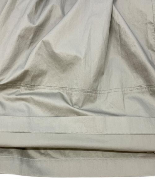 PLAIN PEOPLE（プレインピープル）PLAIN PEOPLE (プレインピープル) コンパクトツイルタックワイドパンツ グレー サイズ:SIZE2 未使用品の古着・服飾アイテム