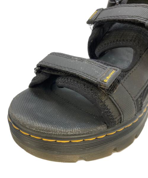 Dr.Martens（ドクターマーチン）Dr.Martens (ドクターマーチン) FORSTER マルチストラップ サンダル ブラック サイズ:SIZE UK5の古着・服飾アイテム