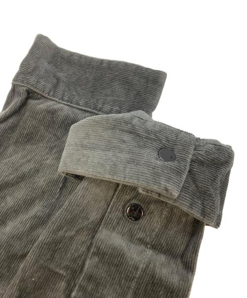 STONE ISLAND（ストーンアイランド）STONE ISLAND (ストーンアイランド) マイクロコーデュロイスナップボタンシャツ グレー サイズ:SIZE XLの古着・服飾アイテム