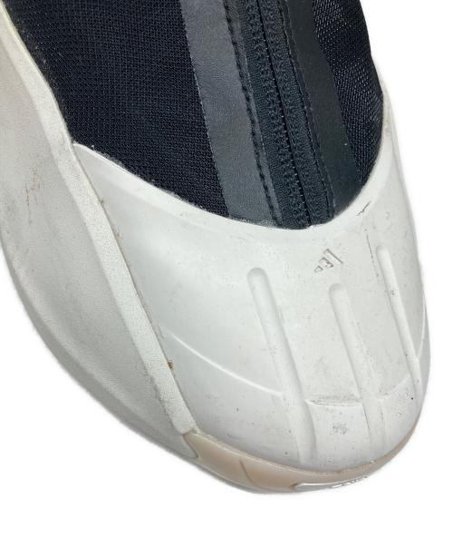 adidas（アディダス）adidas (アディダス) ローカットスニーカー ブラック サイズ:27.5cm/US9.5/UK8.5/EUR43の古着・服飾アイテム