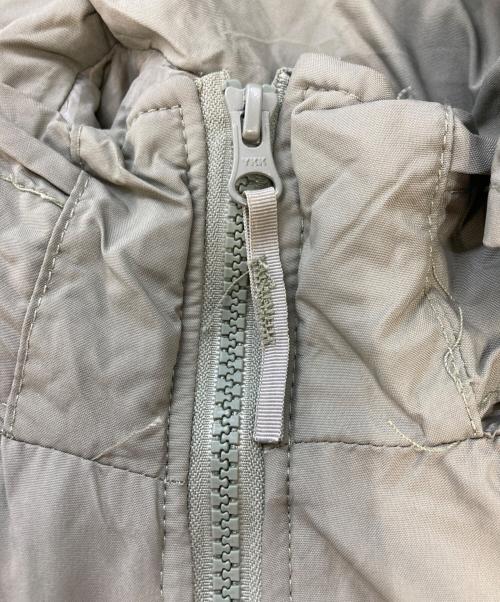 US ARMY（ユーエスアーミー）US ARMY (ユーエスアーミー) ECWCS GEN3 LEVEL7 JACKET　8415-01-538-6289 カーキ サイズ:SIZE M-Rの古着・服飾アイテム