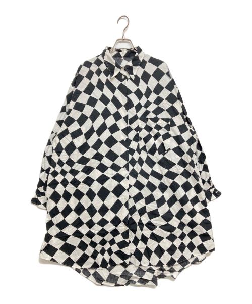 MM6 Maison Margiela（エムエムシックスメゾンマルジェラ）MM6 Maison Margiela (エムエムシックスメゾンマルジェラ) OVERSIZED DISTORTED CHESS PRINT LONG SHIRT ブラック×ホワイト サイズ:SIZE Mの古着・服飾アイテム