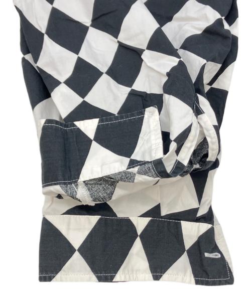 MM6 Maison Margiela（エムエムシックスメゾンマルジェラ）MM6 Maison Margiela (エムエムシックスメゾンマルジェラ) OVERSIZED DISTORTED CHESS PRINT LONG SHIRT ブラック×ホワイト サイズ:SIZE Mの古着・服飾アイテム