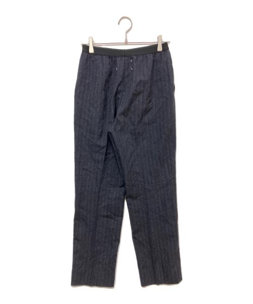 Maison Margiela（メゾンマルジェラ）Maison Margiela (メゾンマルジェラ) ウエストリブ センタープレス ギャザーテーパードスラックスパンツ S51KA0388 ネイビー サイズ:SIZE 40の古着・服飾アイテム