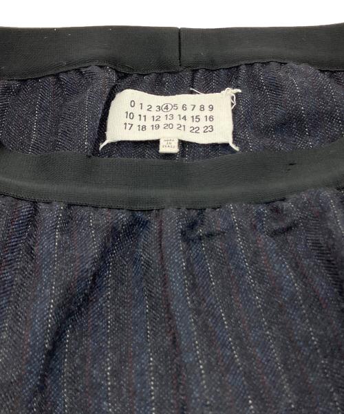 Maison Margiela（メゾンマルジェラ）Maison Margiela (メゾンマルジェラ) ウエストリブ センタープレス ギャザーテーパードスラックスパンツ S51KA0388 ネイビー サイズ:SIZE 40の古着・服飾アイテム