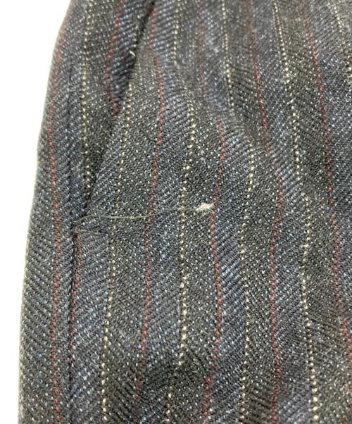 Maison Margiela（メゾンマルジェラ）Maison Margiela (メゾンマルジェラ) ウエストリブ センタープレス ギャザーテーパードスラックスパンツ S51KA0388 ネイビー サイズ:SIZE 40の古着・服飾アイテム