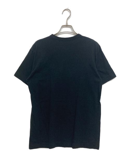 PLAY COMME des GARCONS（プレイコムデギャルソン）PLAY COMME des GARCONS (プレイコムデギャルソン) Printed Heart T-Shirt With Red Emblem Black/ハートワッペンT ブラック サイズ:SIZE Lの古着・服飾アイテム