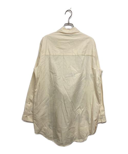 mii（ミー）mii (ミー) nano・universe (ナノ・ユニバース) PACED HAND EMBROIDERED SHIRT ベージュ サイズ:SIZE Mの古着・服飾アイテム