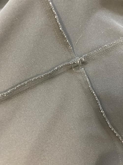 YOKO CHAN（ヨーコチャン）YOKO CHAN (ヨーコチャン) Vネックバックギャザーチュニック ブラック サイズ:SIZE Freeの古着・服飾アイテム