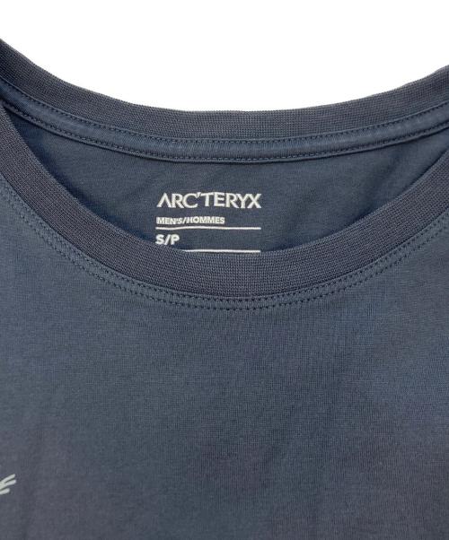 ARC'TERYX（アークテリクス）ARC'TERYX (アークテリクス) SPLIT SS T-SHIRT ネイビー サイズ:SIZE Sの古着・服飾アイテム