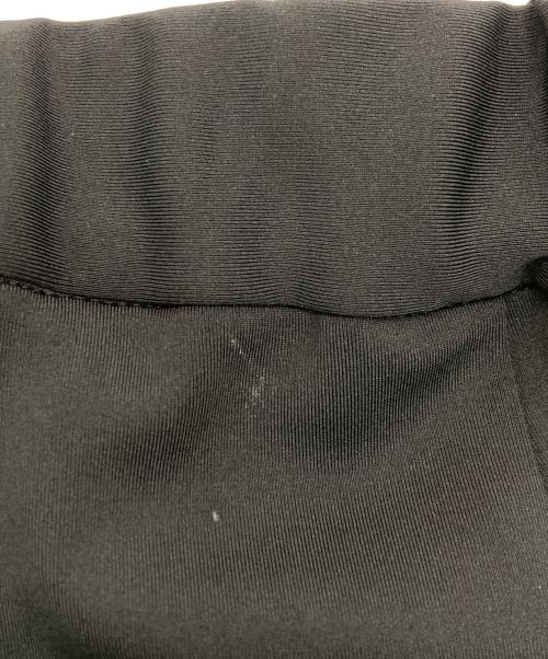 UNITED ARROWS TOKYO（ユナイテッドアローズトウキョウ）UNITED ARROWS TOKYO (ユナイテッドアローズトウキョウ) SPONGY タック テーパードパンツ 1514-1-440001 ブラック サイズ:SIZE 38の古着・服飾アイテム