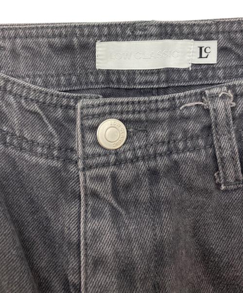 LOW CLASSIC（ロウクラシック）LOW CLASSIC (ロウクラシック) デニムパンツ チャコールグレー サイズ:SIZE Sの古着・服飾アイテム