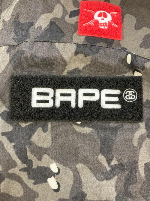 stussy（ステューシー）stussy (ステューシー) A BATHING APE (アベイシングエイプ) カモフラージュナイロンジャケット グレー サイズ:SIZE Mの古着・服飾アイテム