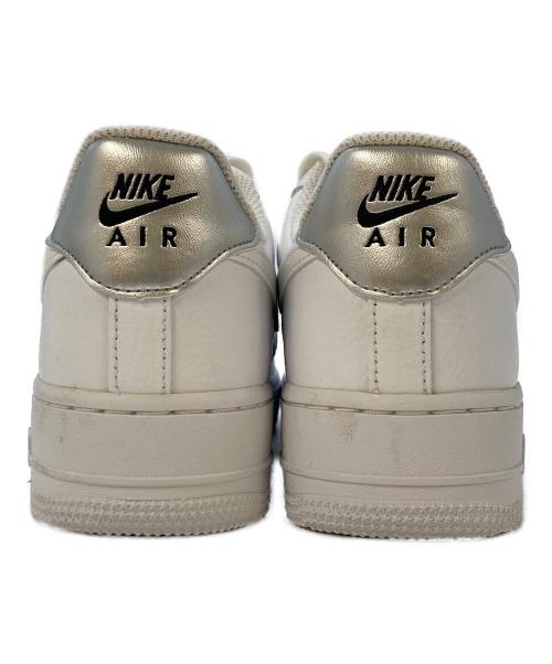 NIKE（ナイキ）NIKE (ナイキ) AIR FORCE 1 ’07 ホワイト サイズ:SIZE24.5cmの古着・服飾アイテム