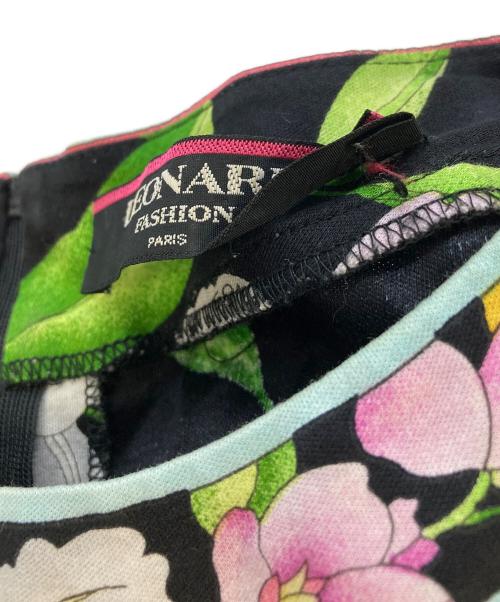 LEONARD FASHION（レオナールファッション）LEONARD FASHION (レオナールファッション) 花柄カットソー ブラック サイズ:SIZE Mの古着・服飾アイテム