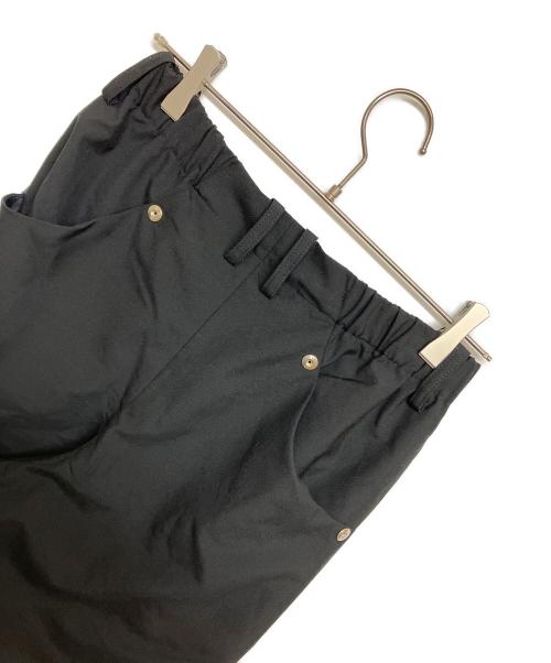 CONZ（コンズ）CONZ (コンズ) カーブレッグトラウザー ブラック サイズ:1の古着・服飾アイテム