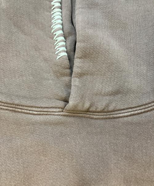madhappy（マッドハッピー）madhappy (マッドハッピー) ロゴ刺繍裏起毛パーカー　UK0100101-DKC-L ブラウン サイズ:実寸参照の古着・服飾アイテム