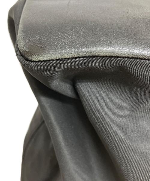 PRADA（プラダ）PRADA (プラダ) メタルハンドルナイロントートバッグ ブラックの古着・服飾アイテム