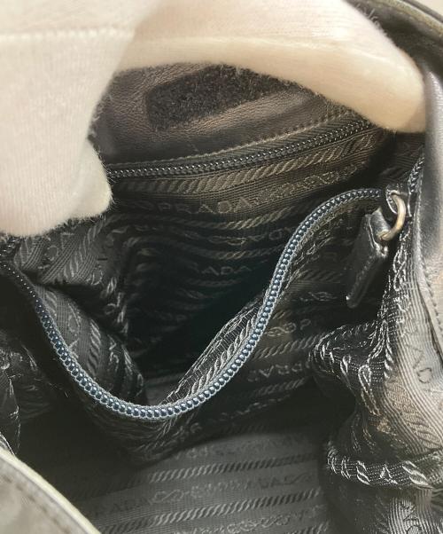 PRADA（プラダ）PRADA (プラダ) メタルハンドルナイロントートバッグ ブラックの古着・服飾アイテム